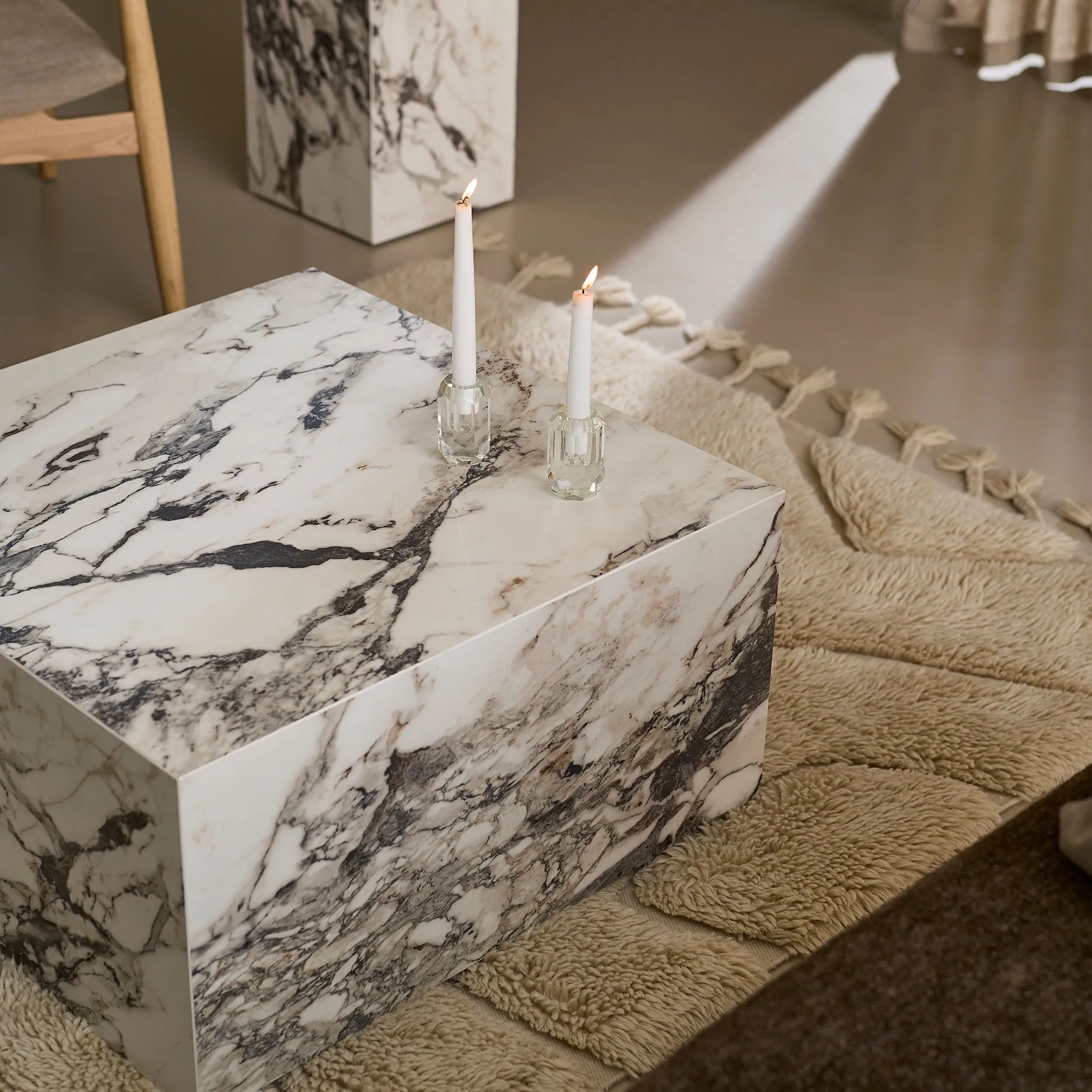 Montes Sofatisch 70 x 70